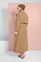 Tesettür giyim KAHVE BELDEN KUŞAKLI DÜĞMELİ TRENÇKOT 2856