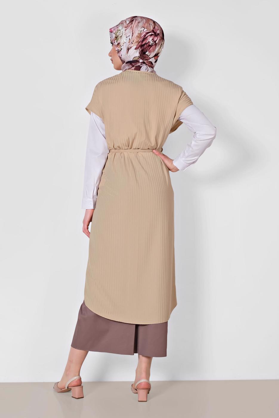 Tesettür giyim BEJ ALVİNA KUŞAKLI YELEK T 4241
