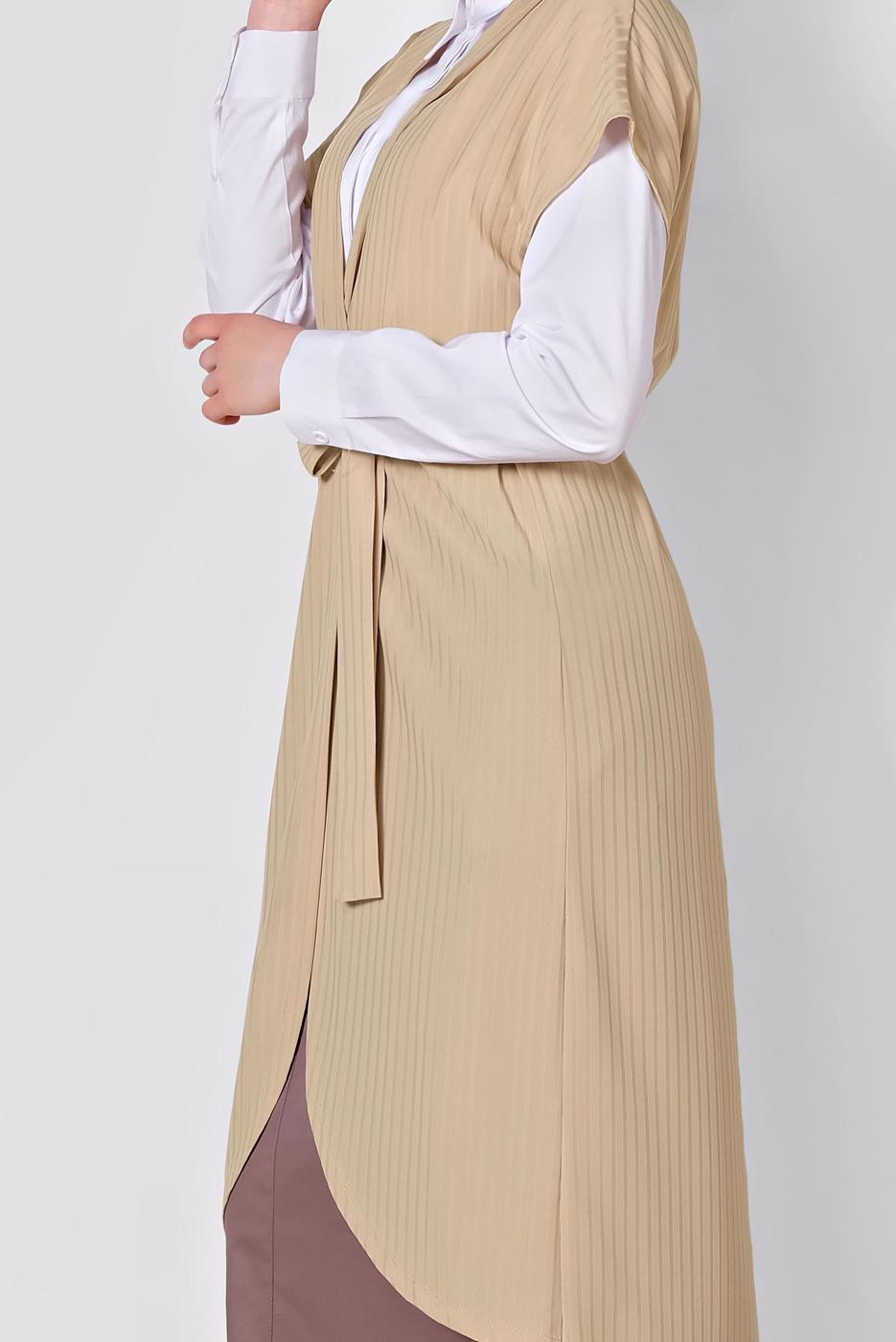 Tesettür giyim BEJ ALVİNA KUŞAKLI YELEK T 4241