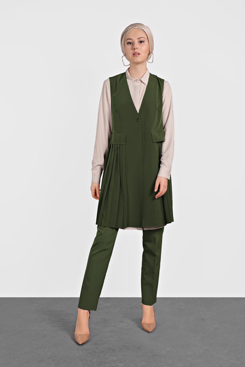 Tesettür giyim HAKİ ALVİNA PİLİSELİ YELEK T 4244