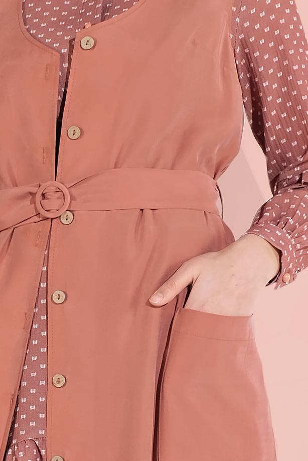 Tesettür giyim KAHVE ALVİNA DÜĞMELİ UZUN YELEK 4451 - TRENDTESETTÜR