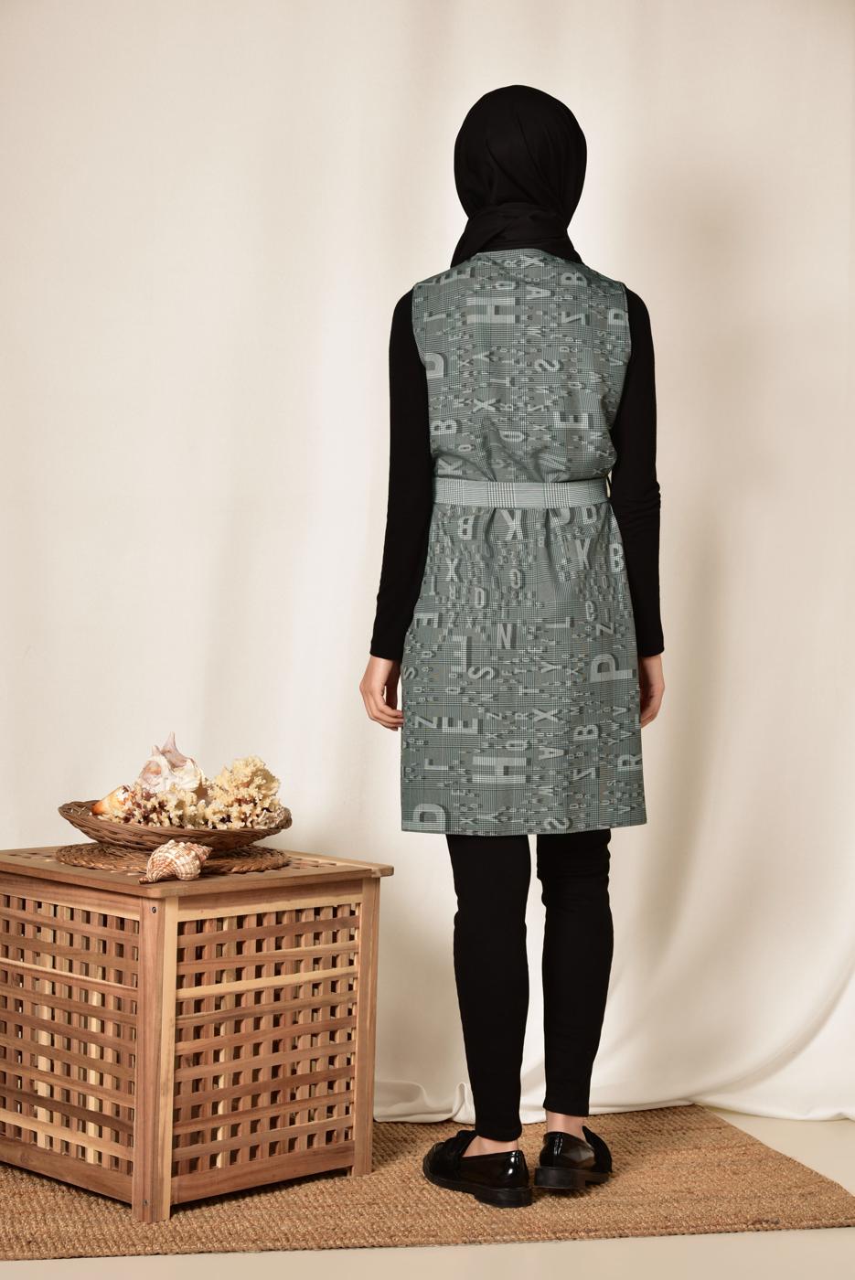 Vêtements hijab NOIR GILET AVEC CEINTURE 4960