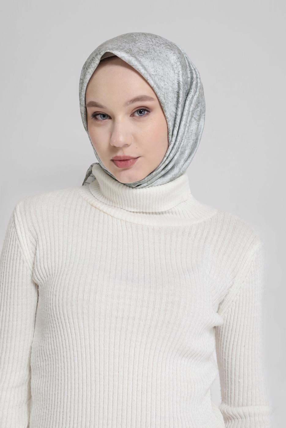 Tesettür giyim YEŞİL ALVİNA DİJİTAL TWİLL EŞARP 5381 