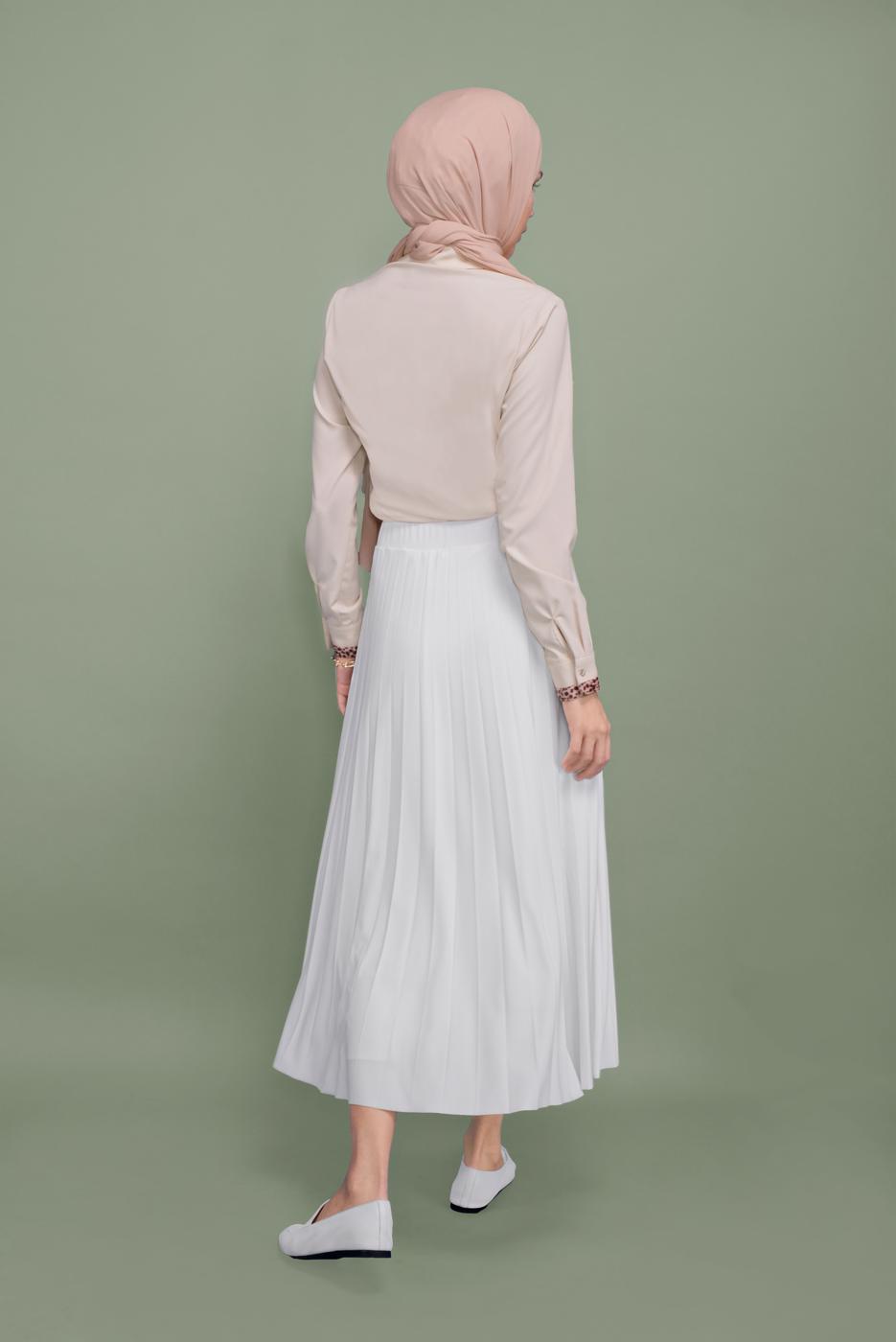 Vêtements hijab BEIGE ALVINA BLOUSE À COL NOUÉ 40266 