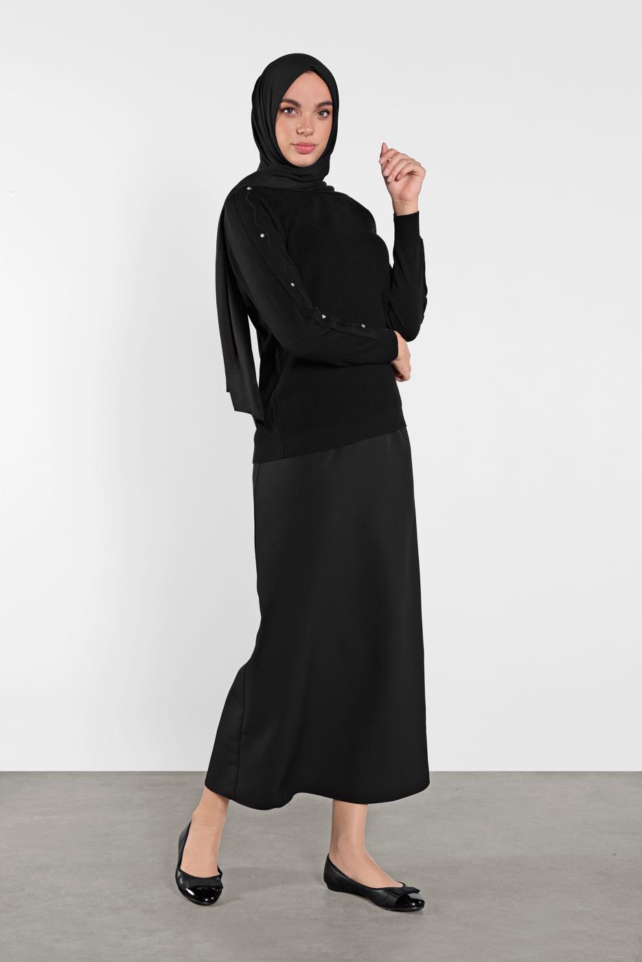 Tesettür giyim SİYAH TAŞ İŞLEMELİ SİM DETAYLI TRİKO KAZAK  3232 