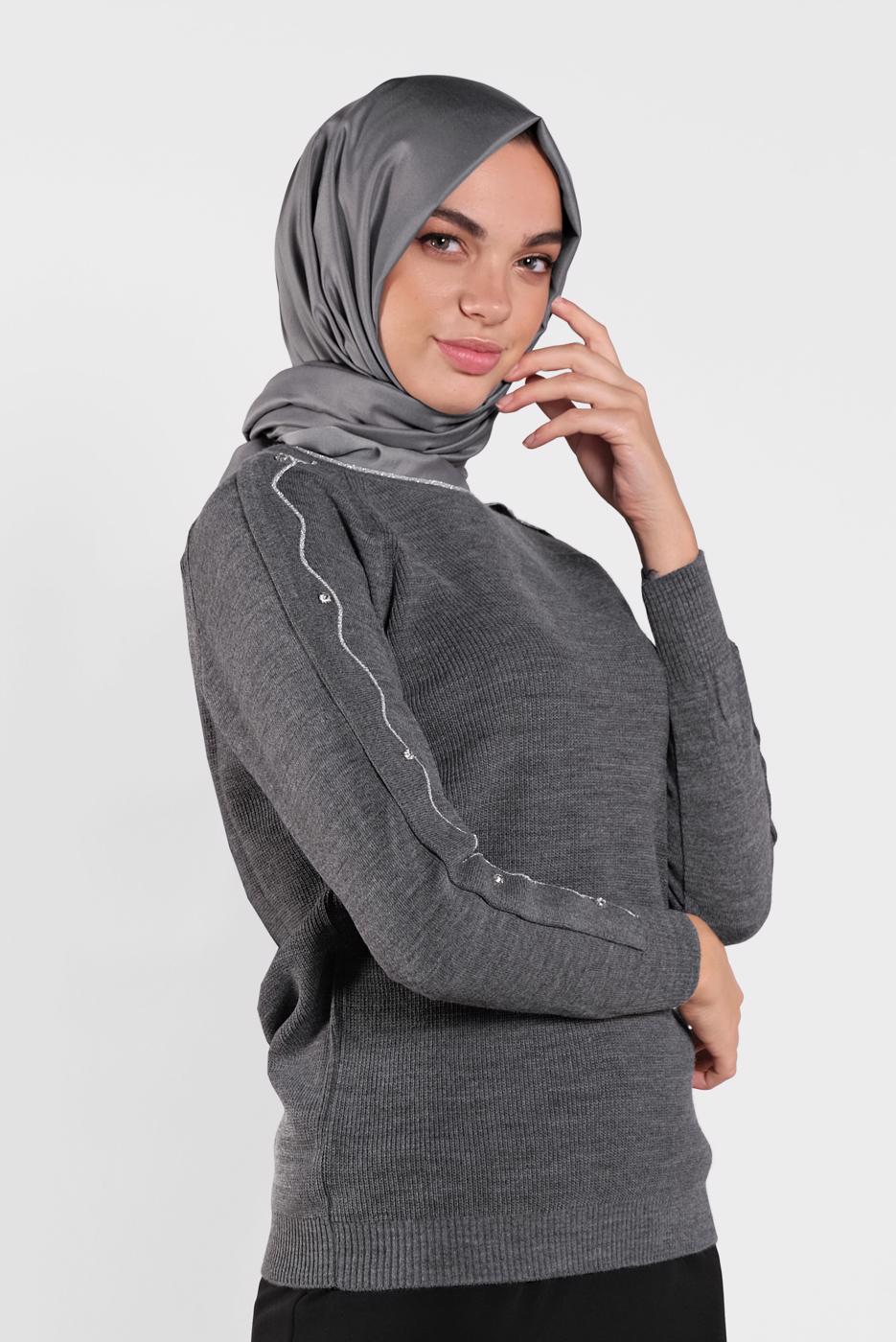 Tesettür giyim GRİ TAŞ İŞLEMELİ SİM DETAYLI TRİKO KAZAK  3232 