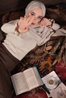 Tesettür giyim BEJ FIRFIRLI TRİKO BOĞAZLI KAZAK 4302 