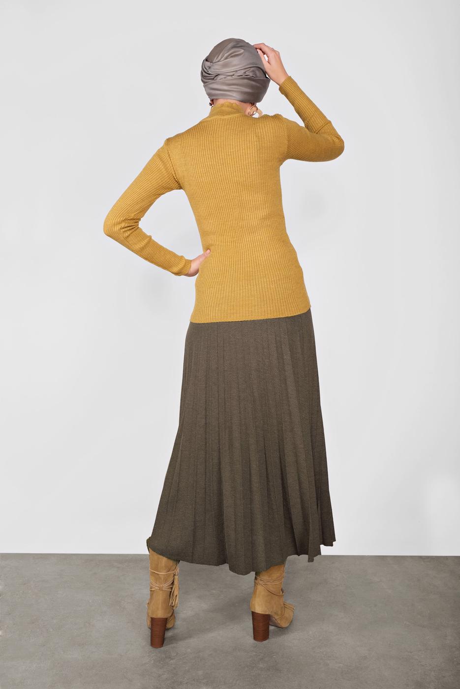 Tesettür giyim TURUNCU BOĞAZLI FİTİLLİ TRİKO KAZAK 9202 