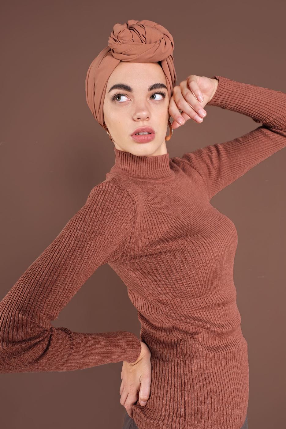 Tesettür giyim KAHVE BOĞAZLI FİTİLLİ TRİKO KAZAK 9202 