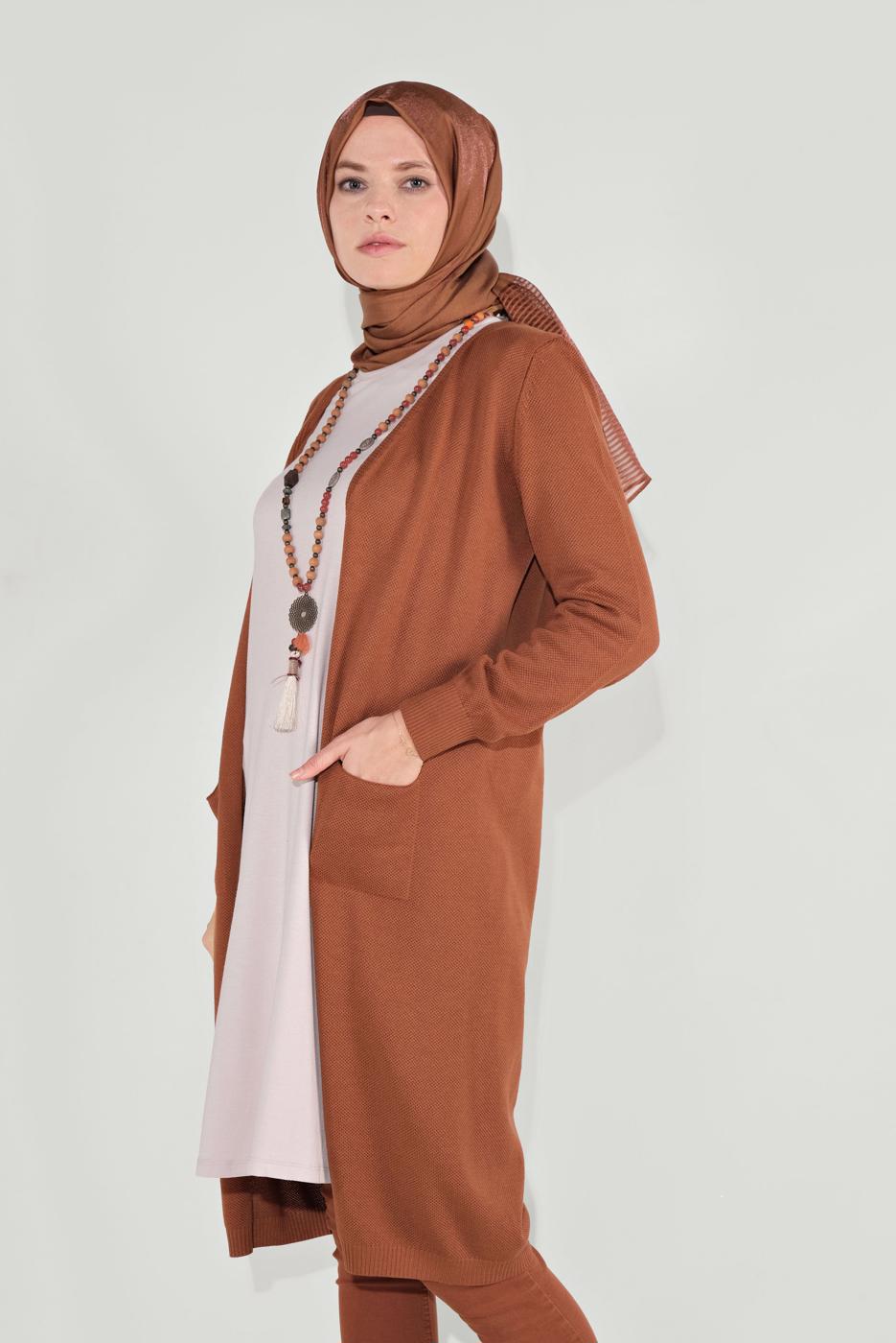 Tesettür giyim KAHVE CEPLİ TRİKO HIRKA 15441