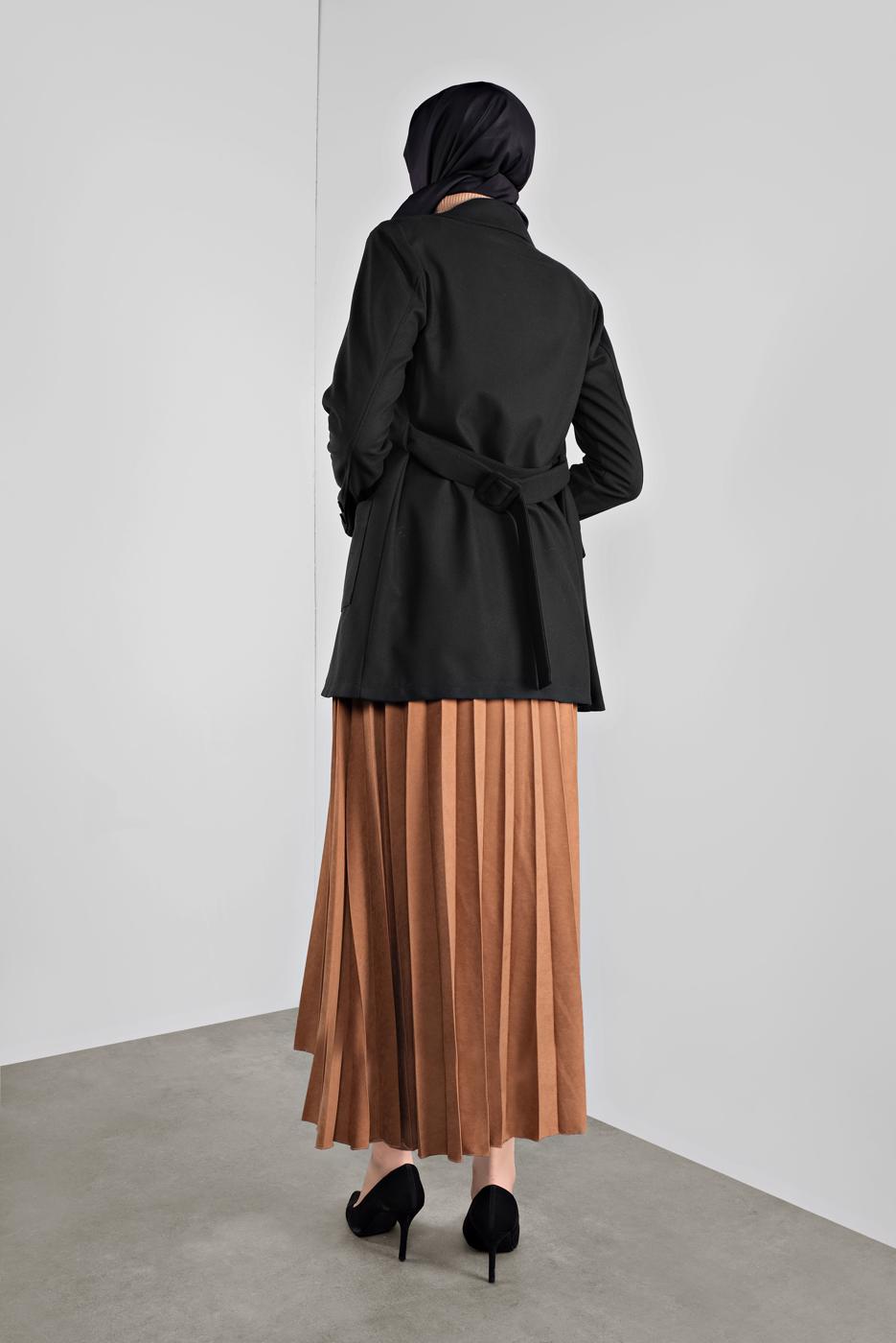 Tesettür giyim SİYAH KRUVAZE YAKA KEMERLİ CEKET  40123 