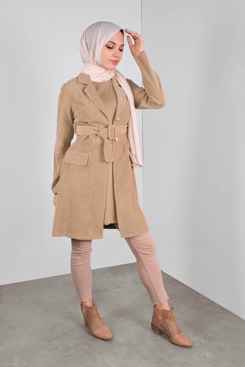 Tesettür giyim BEJ ALVİNA FİTİLLİ KADİFE CEKET  40351  