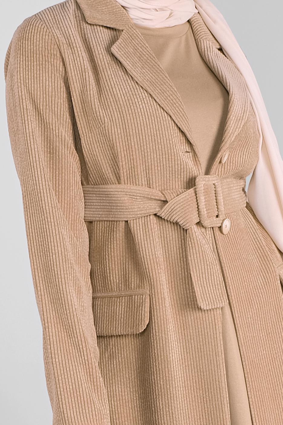 Tesettür giyim BEJ ALVİNA FİTİLLİ KADİFE CEKET  40351  