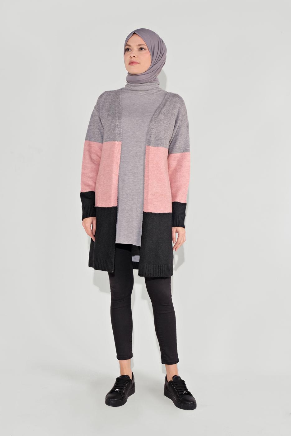 Tesettür giyim SİYAH RENKLİ TRİKO HIRKA 0817 