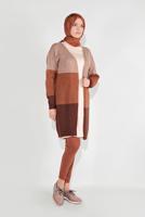 Tesettür giyim KAHVE RENKLİ TRİKO HIRKA 0817 