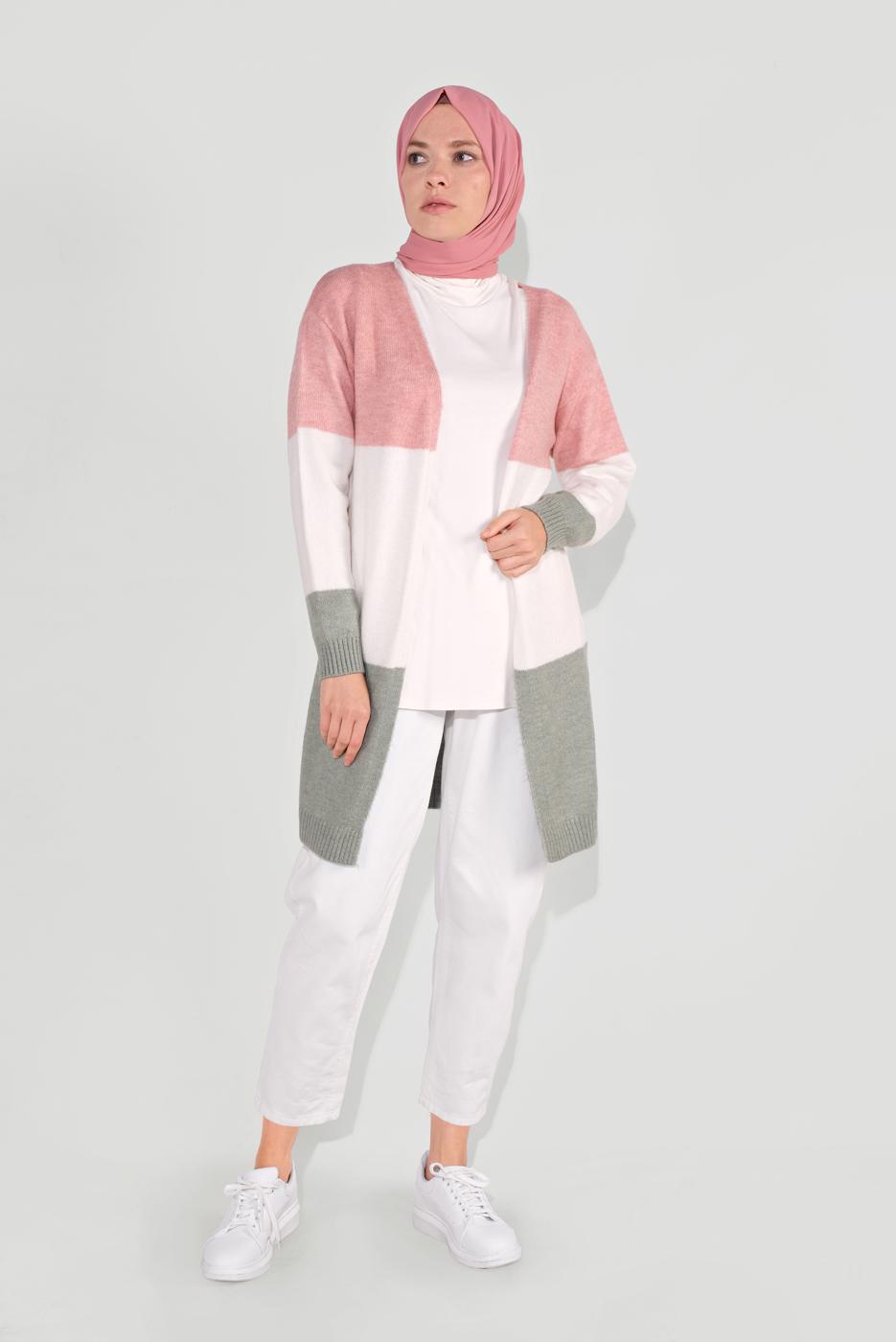 Tesettür giyim YEŞİL RENKLİ TRİKO HIRKA 0817 