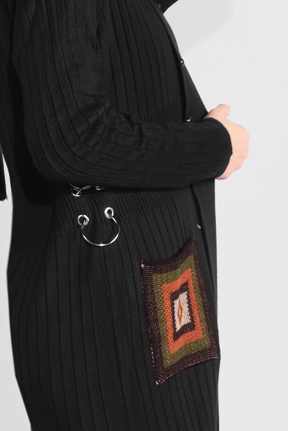 Tesettür giyim SİYAH DÜĞMELİ FİTİLLİ TRİKO HIRKA 3522