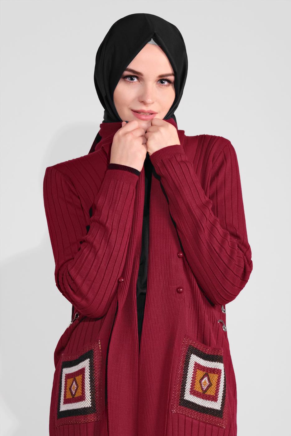 Tesettür giyim BORDO DÜĞMELİ FİTİLLİ TRİKO HIRKA 3522