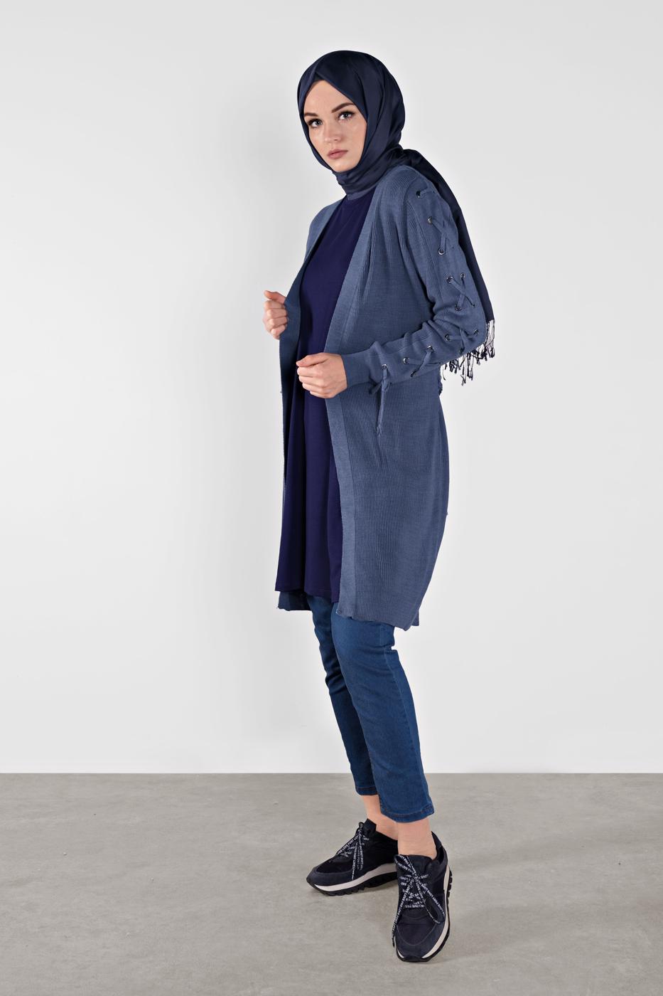 Tesettür giyim LACİVERT KOLLARI BAĞCIKLI TRİKO HIRKA 7121 