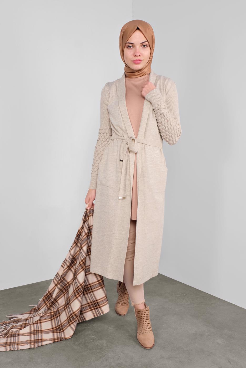 Tesettür giyim BEJ DAMLA KOL TRİKO HIRKA 7842 