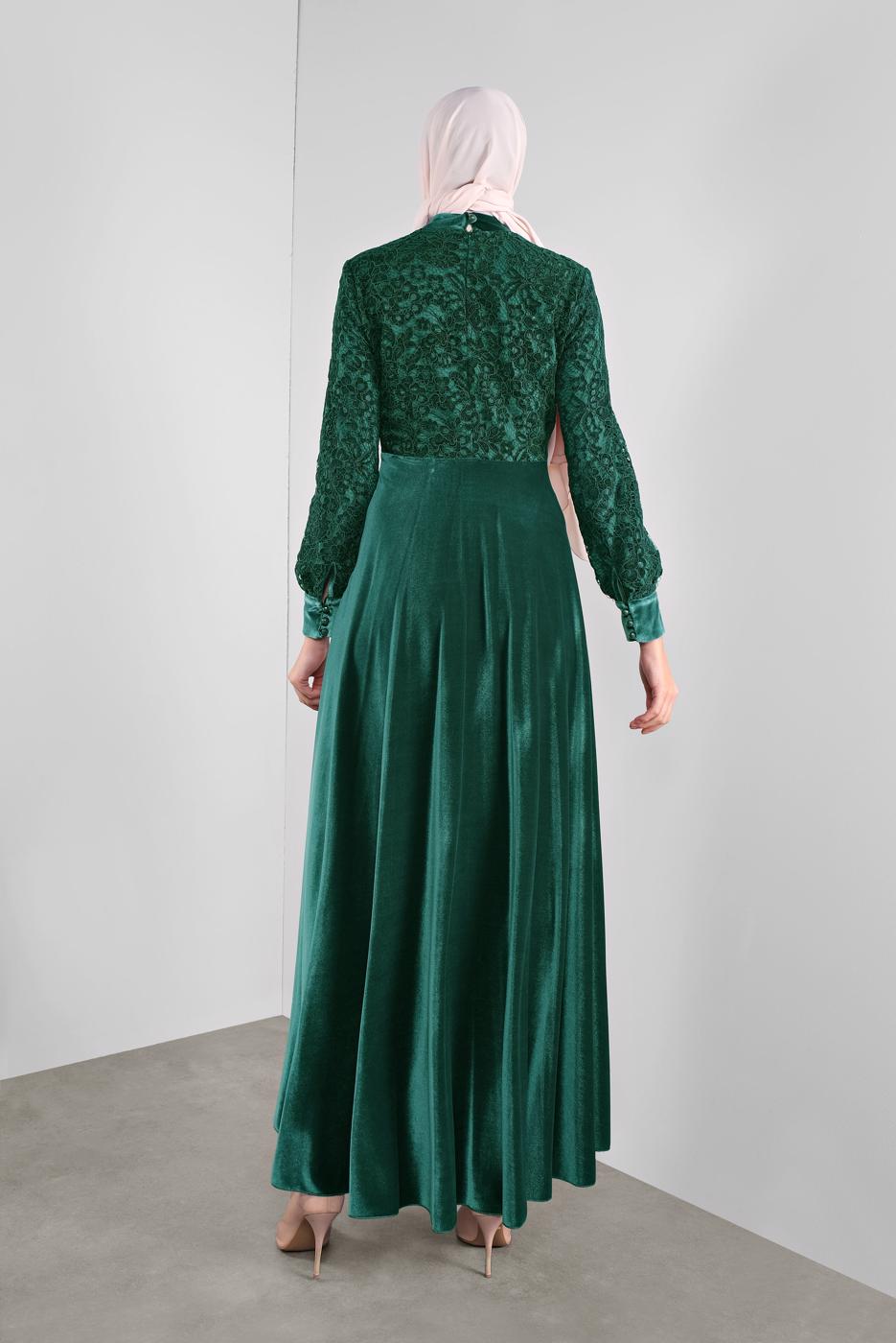 Tesettür giyim YEŞİL ALVİNA GÜPÜRLÜ KADİFE ELBİSE 40239 