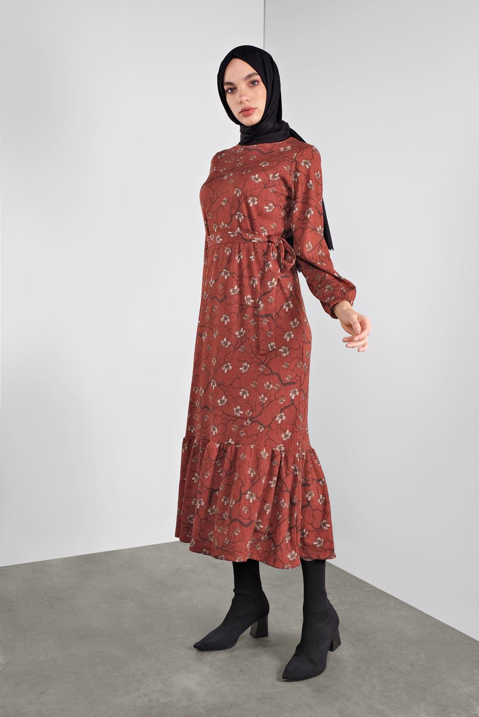 Tesettür giyim KAHVE ÇİÇEK DESENLİ ELBİSE 1446 