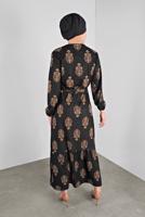 Tesettür giyim SİYAH KUŞAKLI DESENLİ ELBİSE  3234 