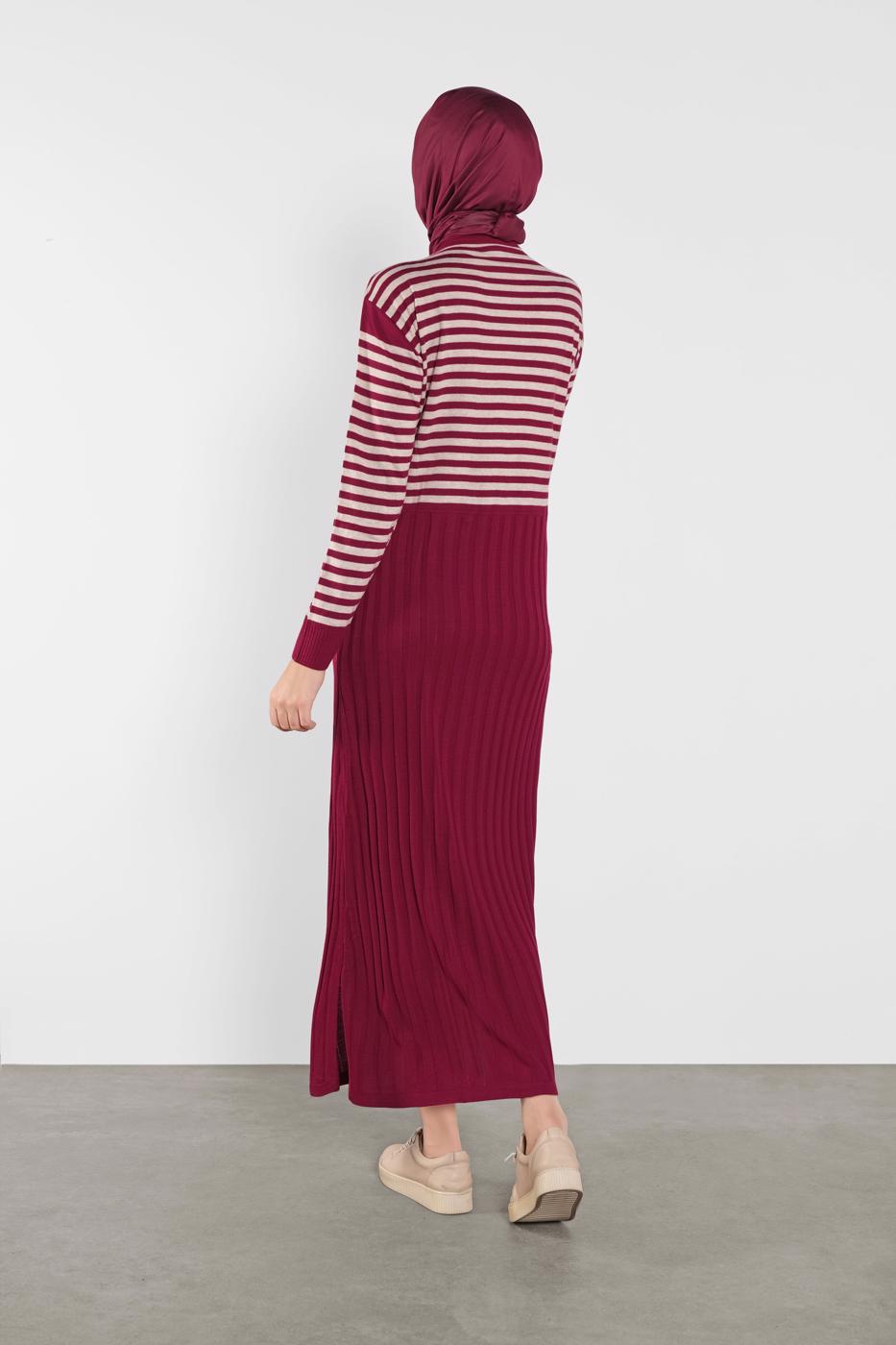 Tesettür giyim FUŞYA ÇİZGİLİ ELBİSE 4202 