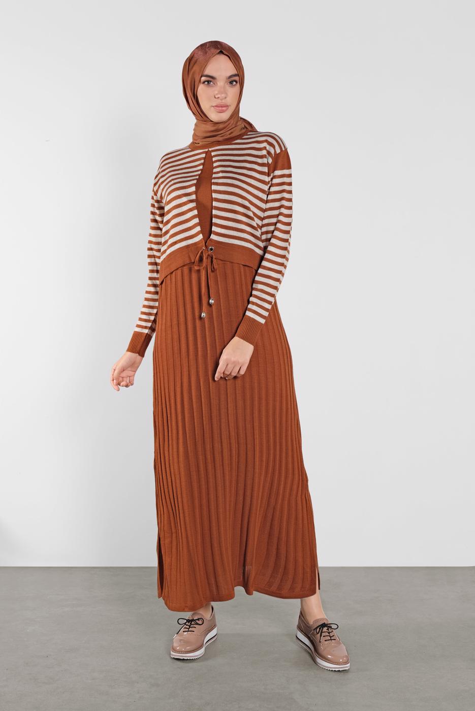 Tesettür giyim TABA ÇİZGİLİ ELBİSE 4202 