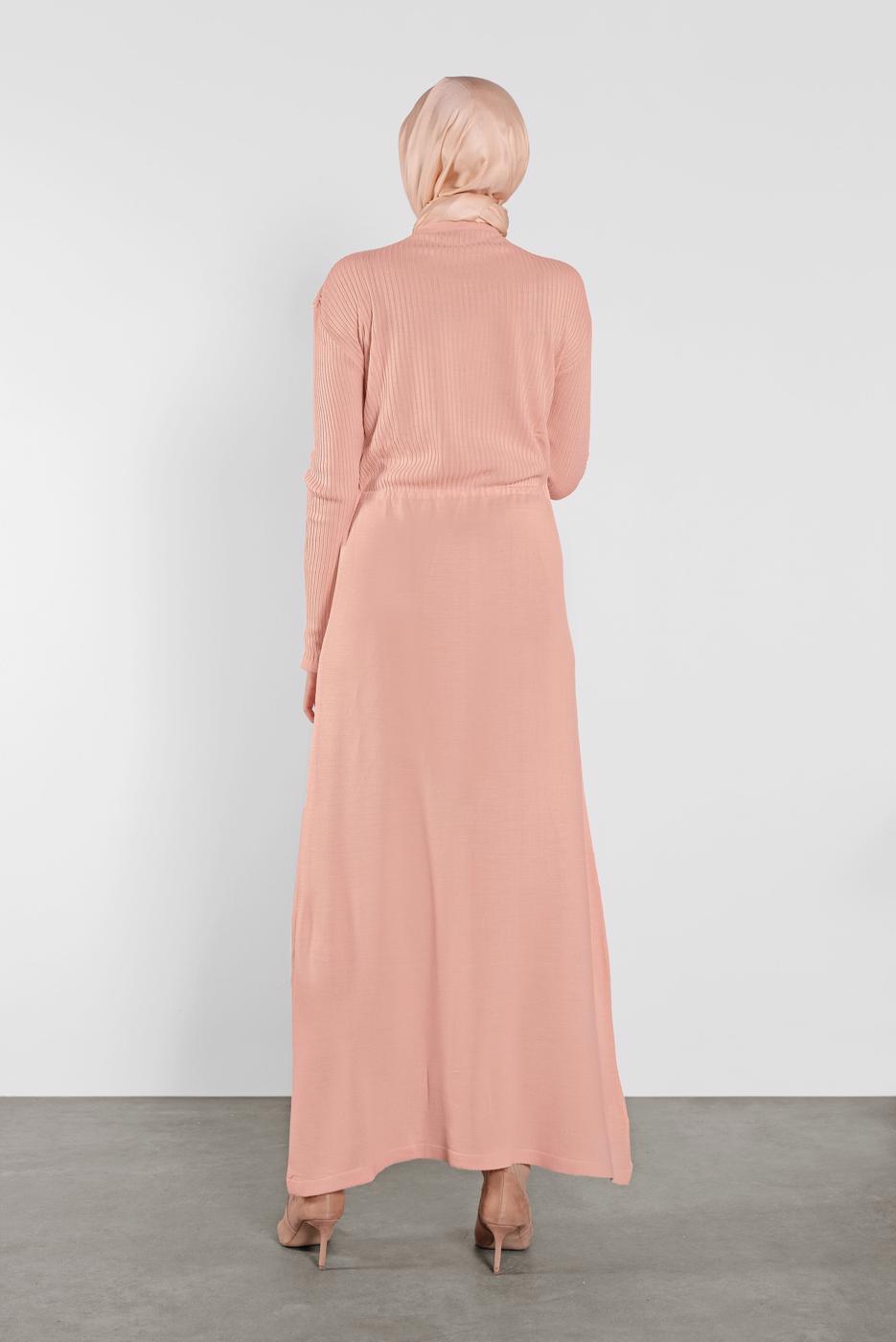 Tesettür giyim PUDRA DÜĞMELİ BAĞCIKLI ELBİSE 5202 
