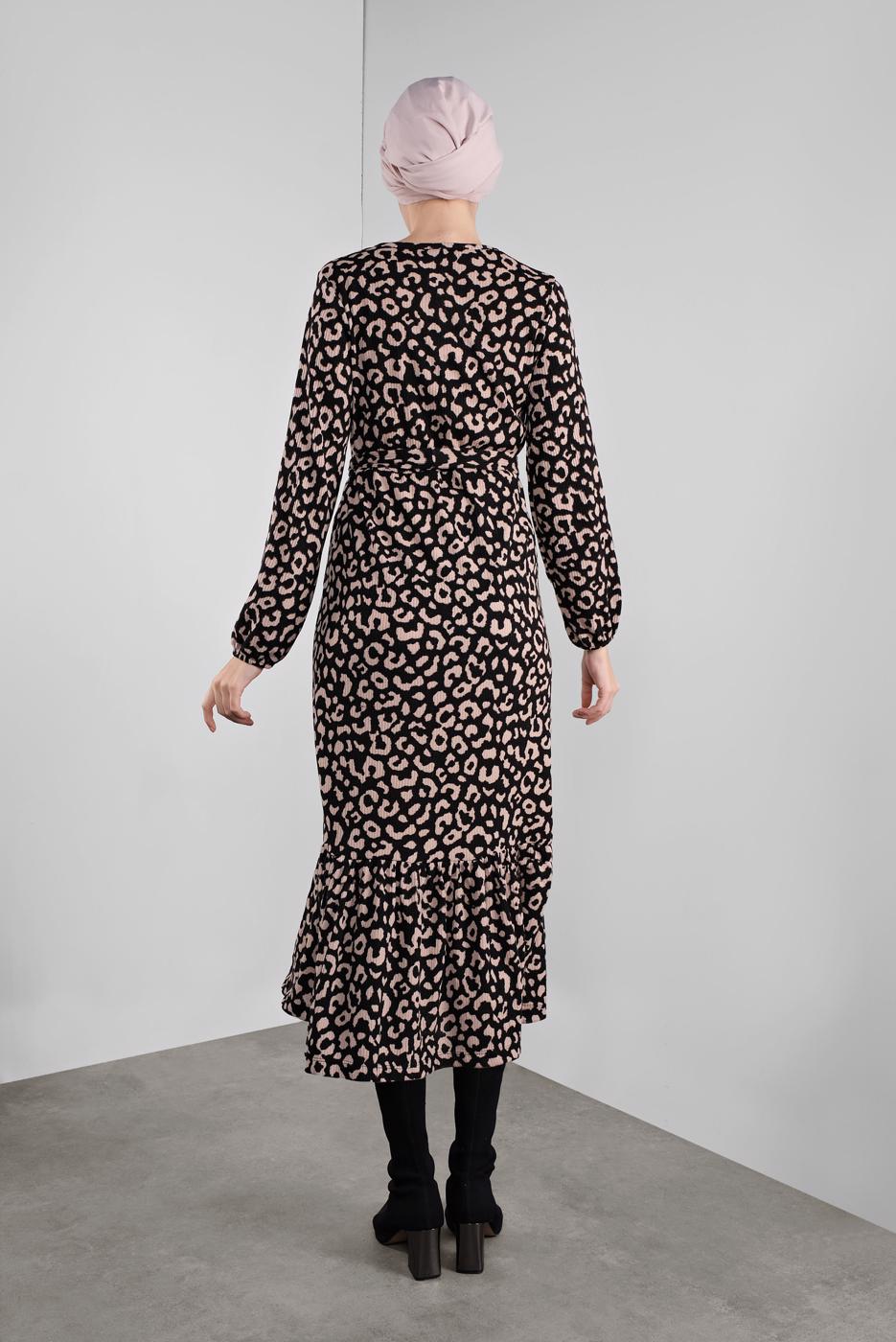 Tesettür giyim SİYAH DESENLİ KUŞAKLI ELBİSE 5746 