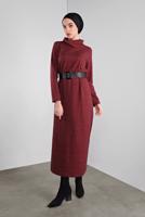 Tesettür giyim SİYAH BOĞAZLI KARELİ ELBİSE 9746 