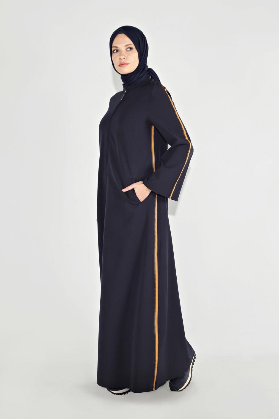 Tesettür giyim LACİVERT ŞERİTLİ FERMUARLI FERACE 58106