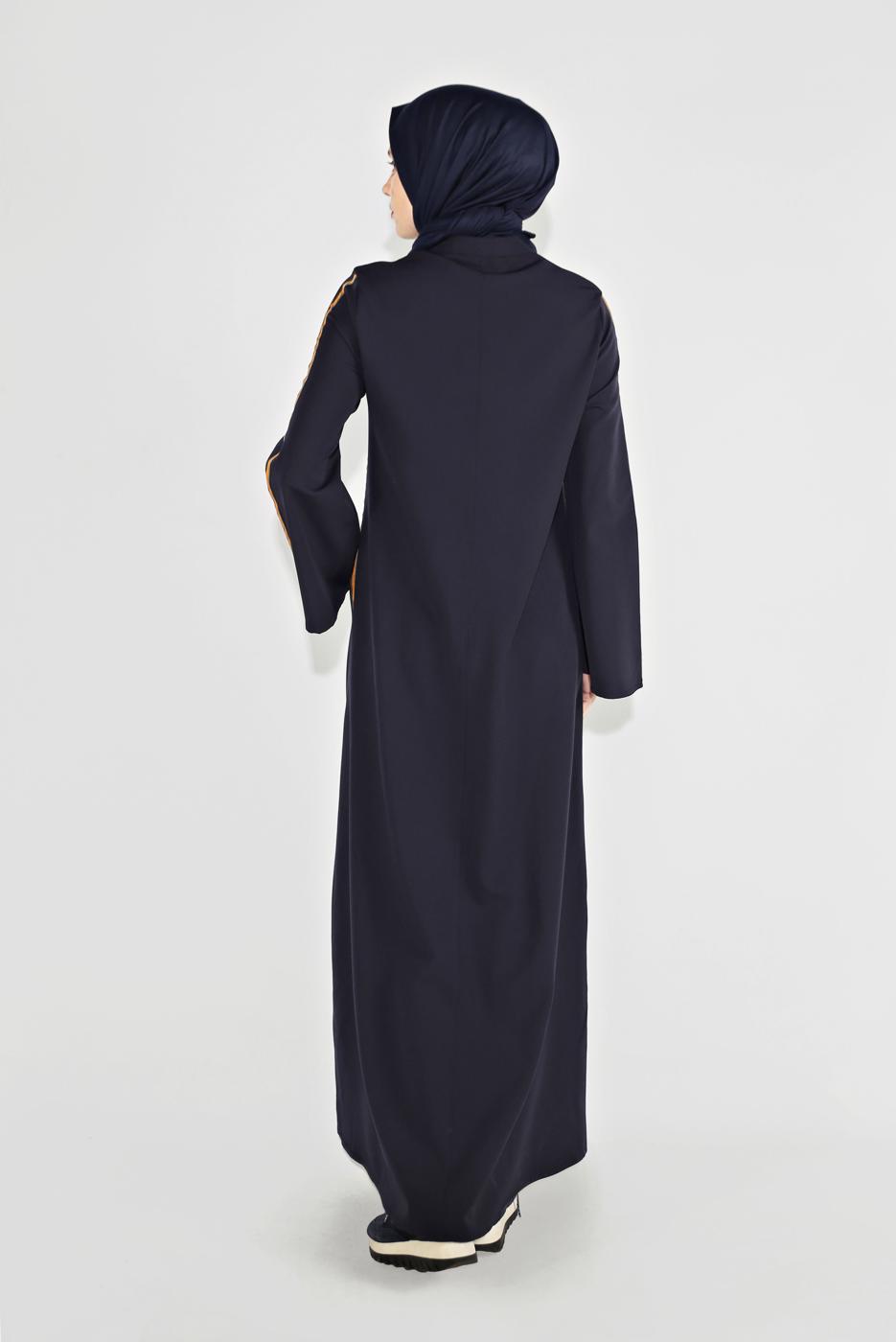 Tesettür giyim LACİVERT ŞERİTLİ FERMUARLI FERACE 58106