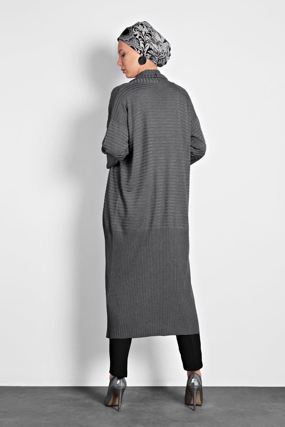 Tesettür giyim GRİ ALVİNA TRİKO HIRKA 40040 