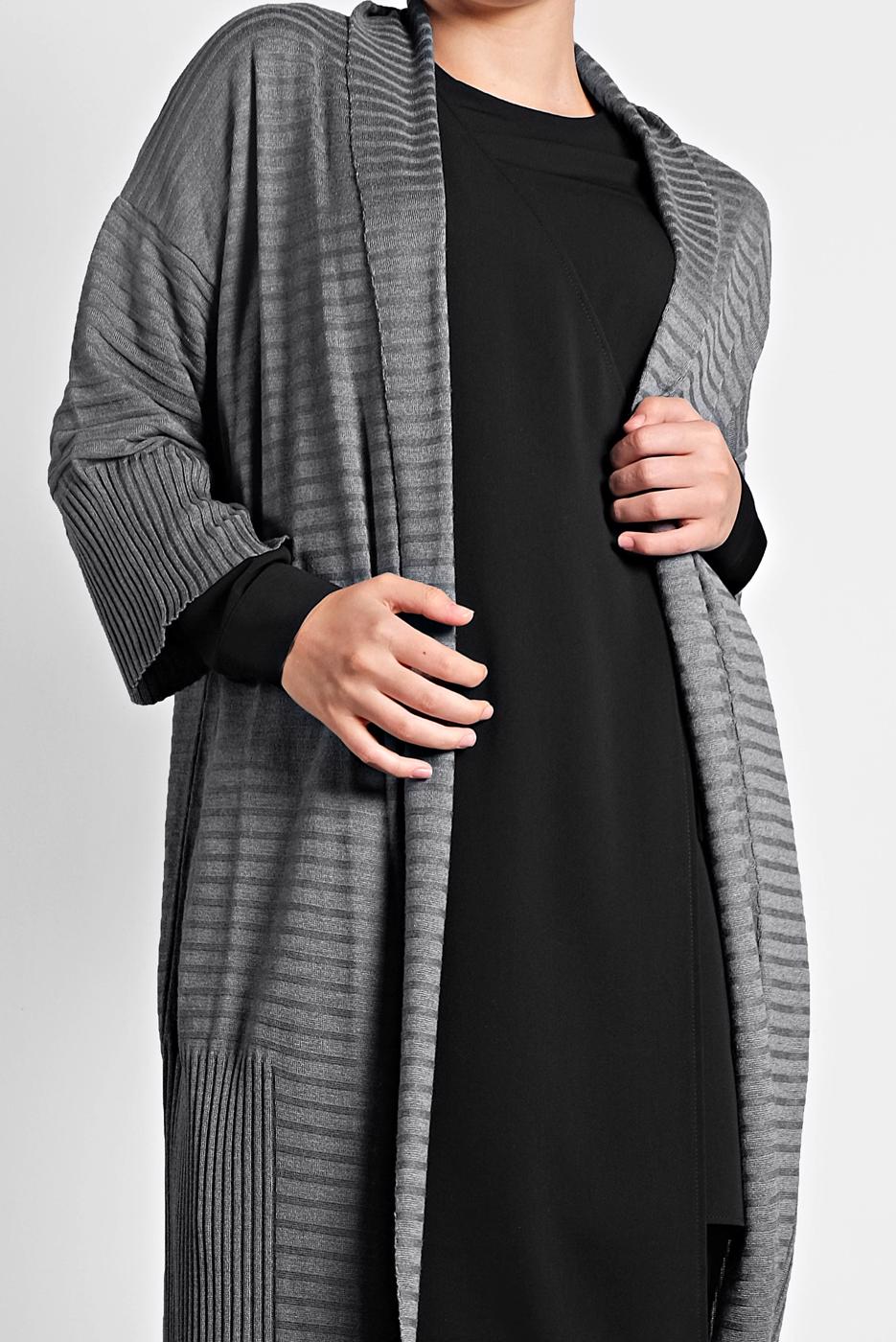 Tesettür giyim GRİ ALVİNA TRİKO HIRKA 40040 