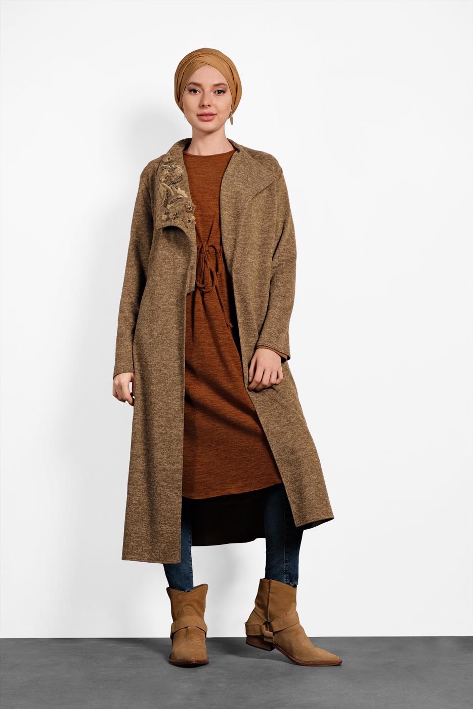 Tesettür giyim KAHVE ALVİNA ŞAL YAKA KUŞAKLI HIRKA 40189 