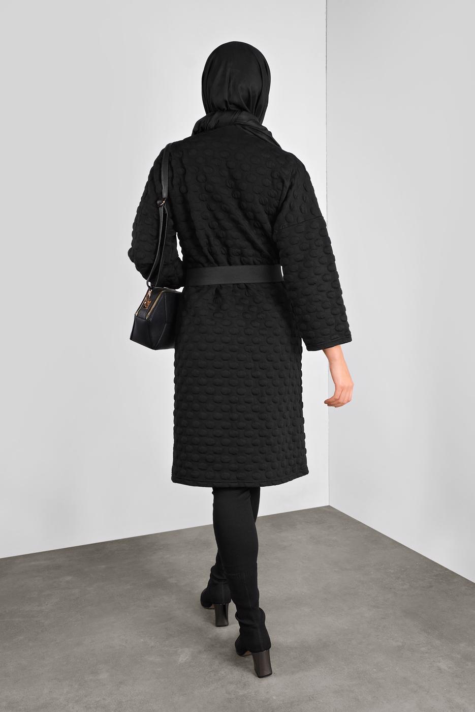 Tesettür giyim SİYAH PONPON DESENLİ CEKET  8234