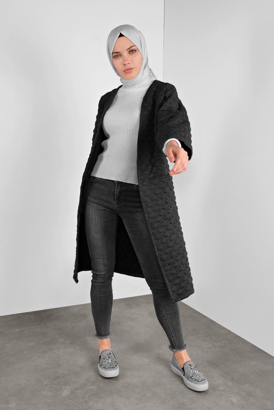 Tesettür giyim GRİ PONPON DESENLİ CEKET  8234