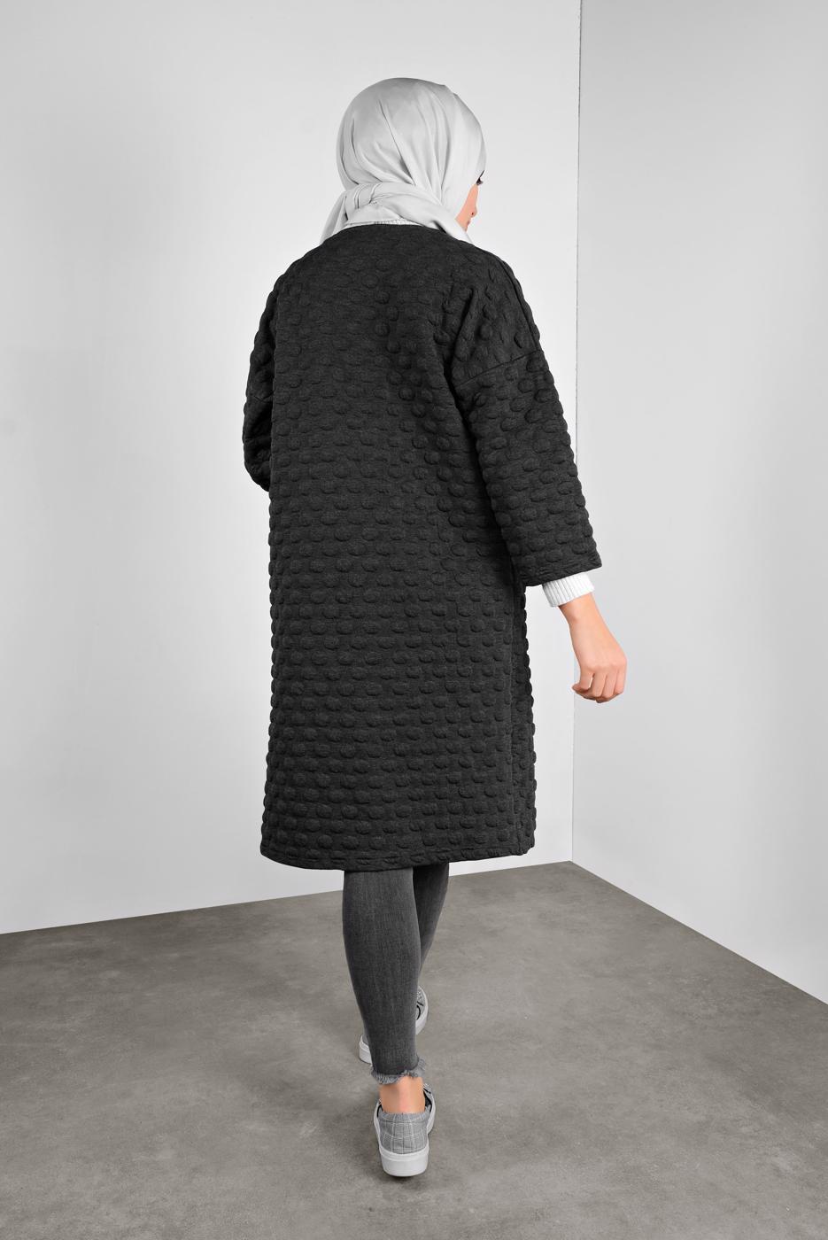 Tesettür giyim GRİ PONPON DESENLİ CEKET  8234