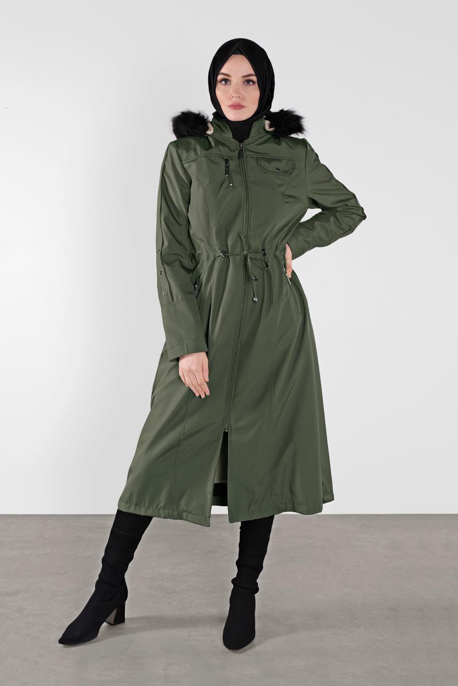 Tesettür giyim HAKİ FERMUARLI KAPÜŞONLU BELİ LASTİKLİ KABAN  632-1 