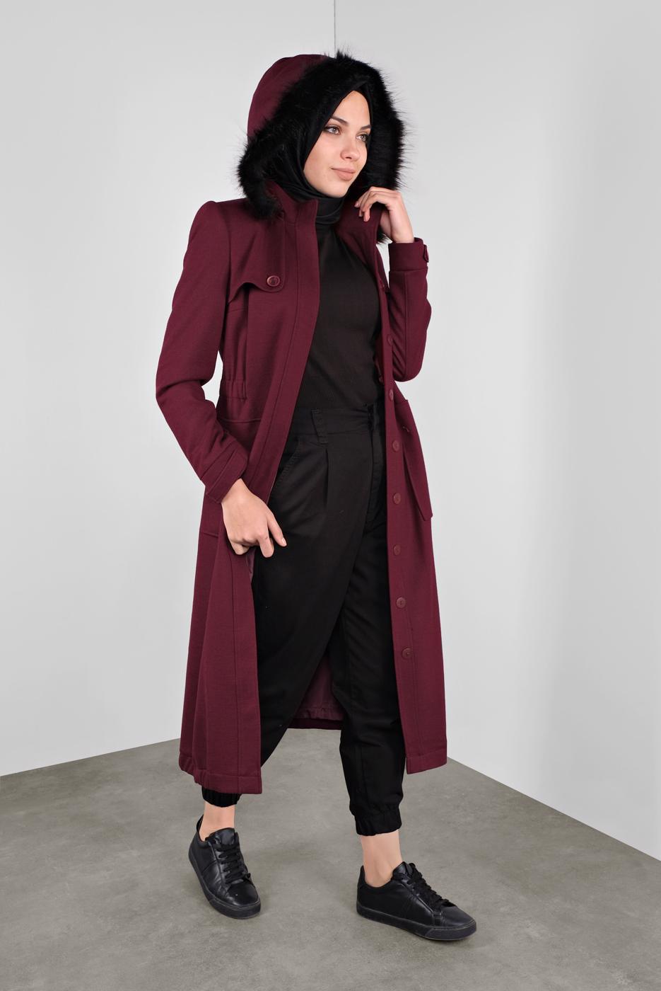 Tesettür giyim BORDO  ALVİNA KAPÜŞONU KÜRKLÜ KABAN 90041