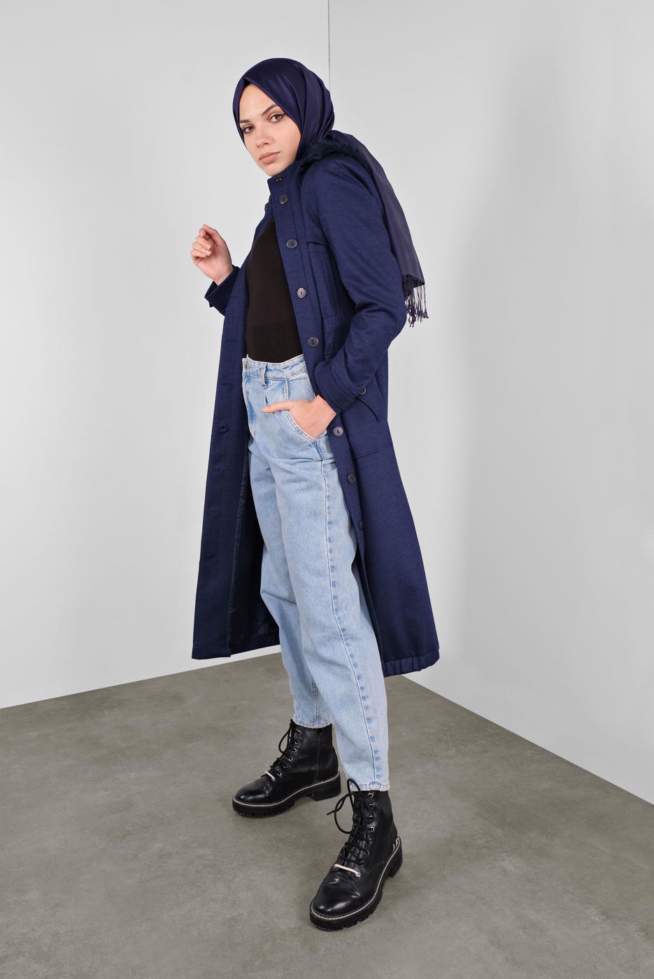 Tesettür giyim LACİVERT  ALVİNA KAPÜŞONU KÜRKLÜ KABAN 90041