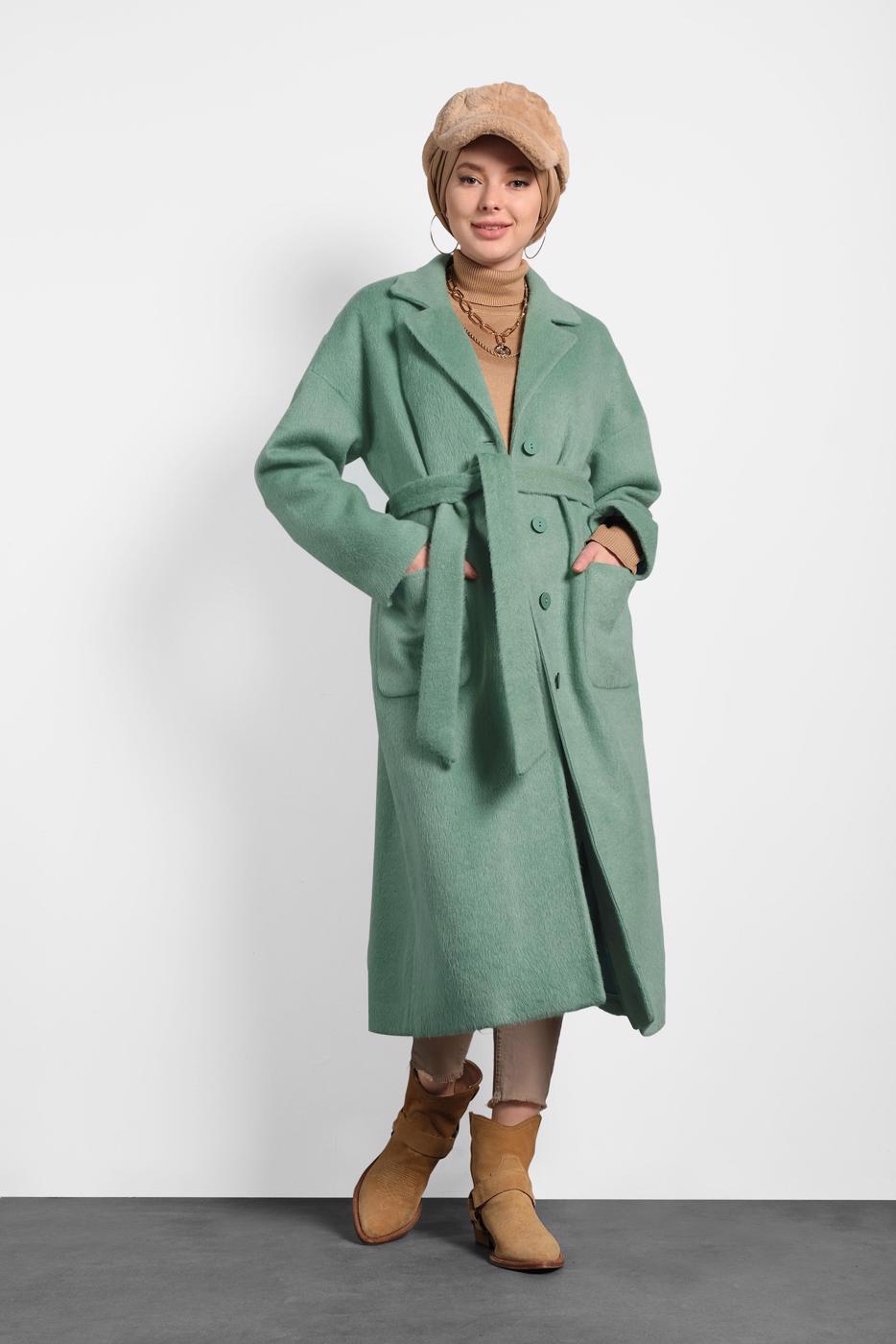 Tesettür giyim YEŞİL ALVİNA KLASİK DÜĞMELİ KABAN 90074 