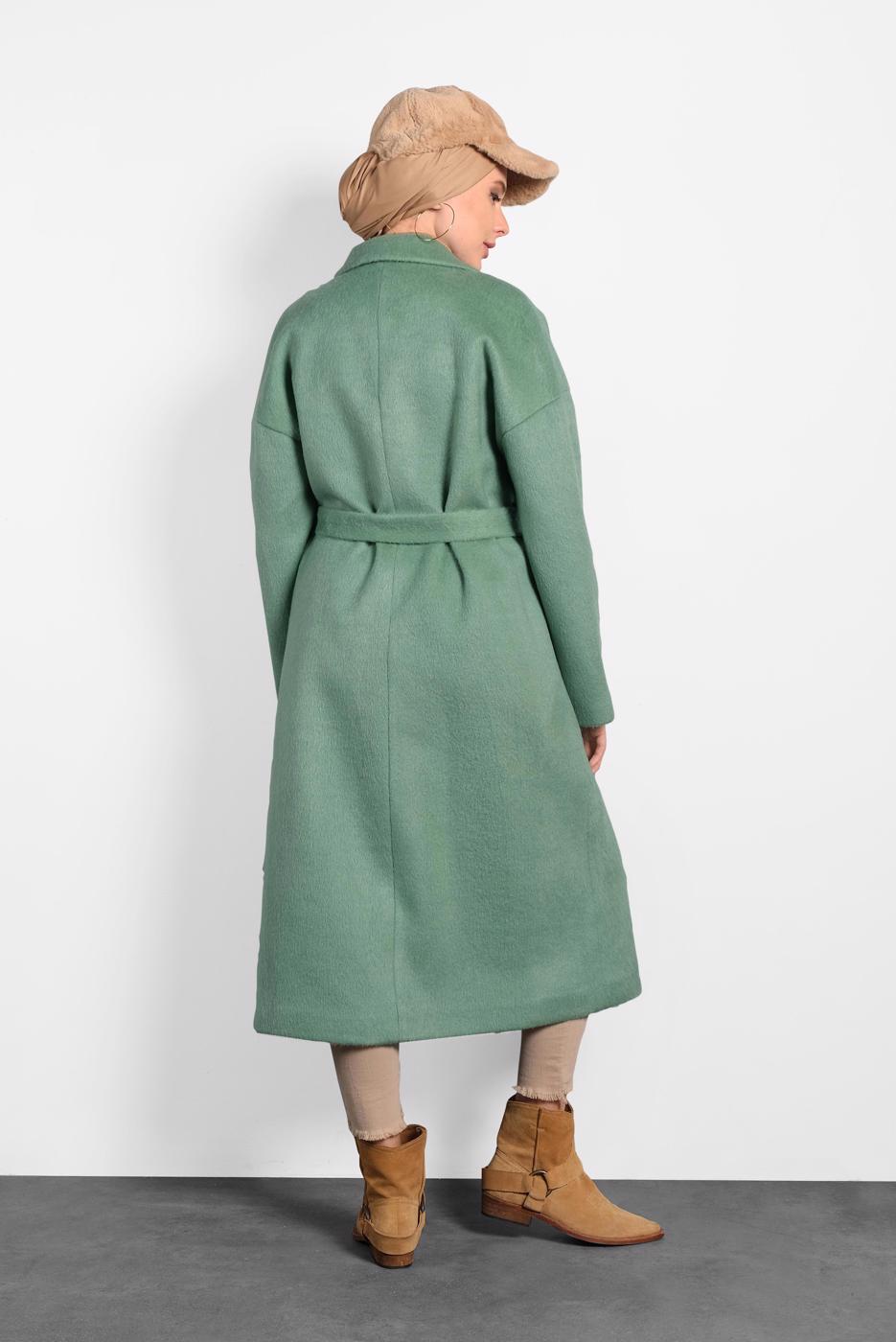 Tesettür giyim YEŞİL ALVİNA KLASİK DÜĞMELİ KABAN 90074 