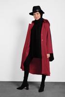 Tesettür giyim KIRMIZI ALVİNA KAPÜŞONU KÜRKLÜ KABAN  90084   