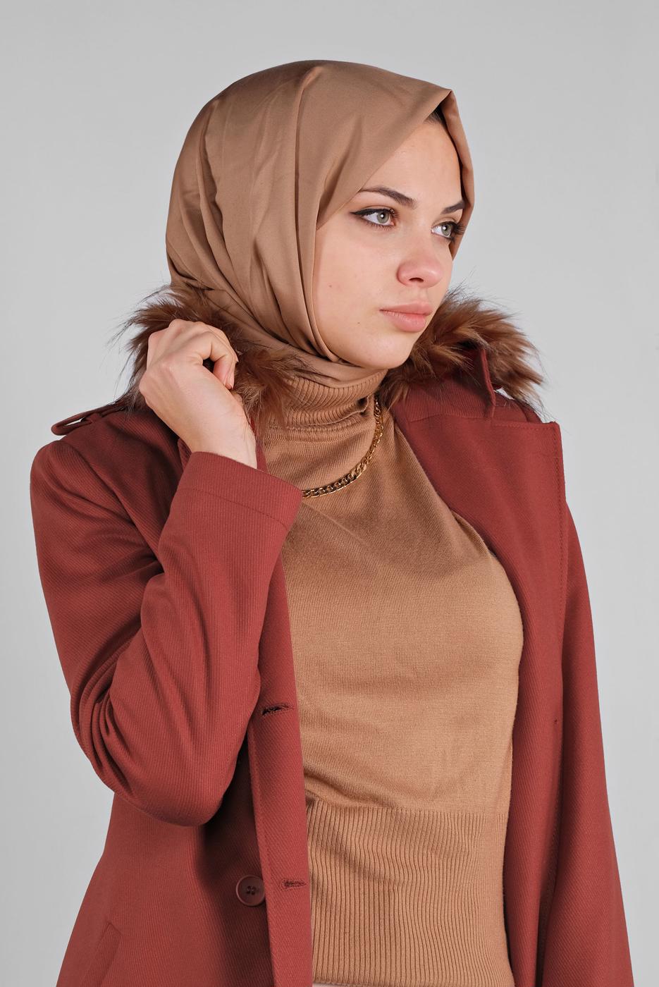 Tesettür giyim TURUNCU ALVİNA TRUVAKAR KOL KÜRKLÜ KABAN 90087