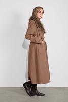 Tesettür giyim KAHVE YAKASI KÜRKLÜ KUŞAKLI KAPÜŞONLU KABAN 377