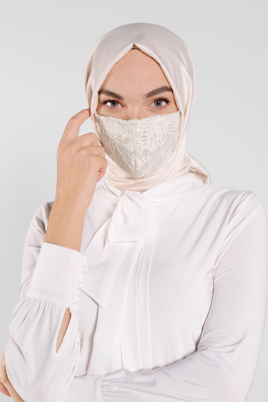 Vêtements hijab CRÈME ALVINA MASQUE EN DENTELLE 8001 