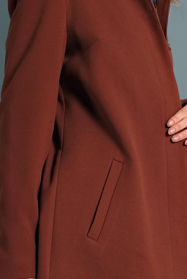 Tesettür giyim KAHVE ALVİNA YAKASI KÜRKLÜ DÜĞMELİ MANTO 90062 - TRENDTESETTÜR